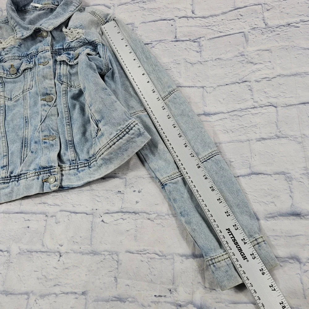 Free People Rumors Denim Jacket WOMENS M Light Wash Distressed Cotton Trucker - Picture 9 of 14
